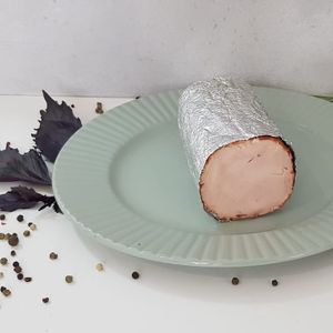 Рулет запечённый из утки на развес.jpg