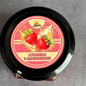 клубника в шампанском.JPG