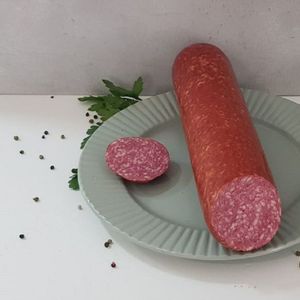 Колбаса Сервелат варено-копченый из говядины на развес.jpg