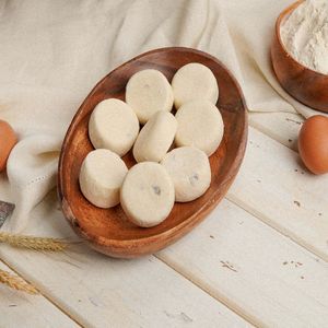 Сырники с изюмом.jpg