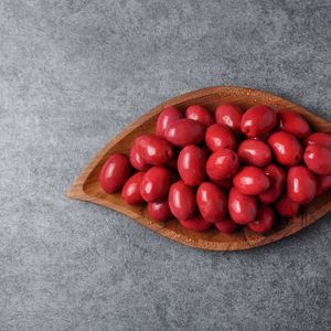 Оливки красные Рубин с косточкой в рассоле.jpg