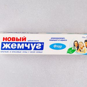 Зубная паста Новый Жемчуг Фтор.jpg