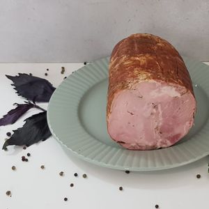 Рулет из телятины запечённый на развес.jpg