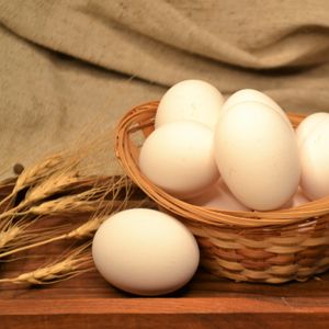 Яйца ферм. белые.JPG