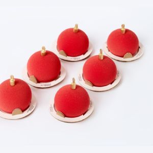 Пирожное Новогодний шар красный.jpg