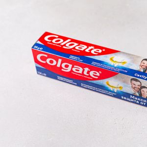 Зубная паста Colgate Максимальная защита от кариеса.JPG