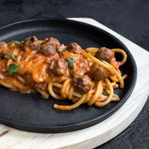 Спагетти с митболами black angus.JPG