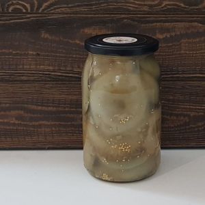 Грузди соленые целые холодного посола в банке.jpg