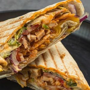 Донер гриль в пите с курицей.jpg