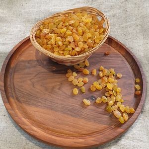 Изюм желтый Иран.jpg