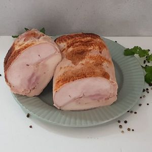 Мясо индейки запечённое на дровах на развес.jpg