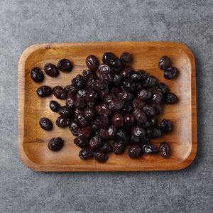 Маслины черные вяленые натуральные с косточкой на развес.jpg