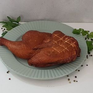 Половинка курицы копченой на углях на развес.jpg