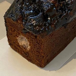 кофейно-шоколадный кекс с черносливом и грецким орехом.jpg