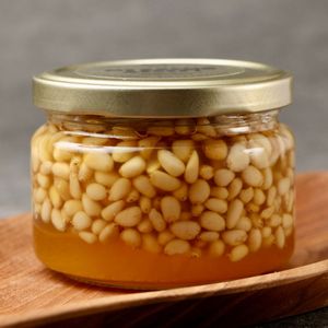 мед с кедровым орехом.JPG