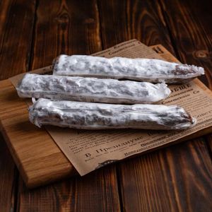 Колбаса из утки с белой плесенью.JPG