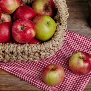яблоки малинка.jpg