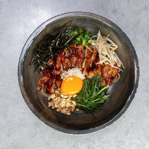 Мазесоба, курица терияки.jpg