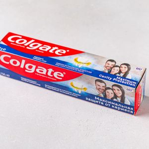 Зубная паста Colgate Максимальная защита от кариеса.JPG