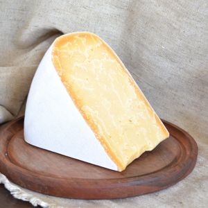 Сыр овечий из топленого молока.JPG