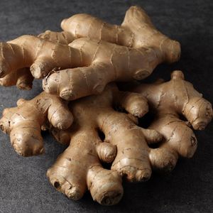 Корень имбиря свежий (8).jpg