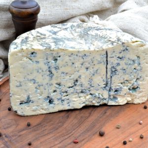 Сыр молодой с плесенью.JPG