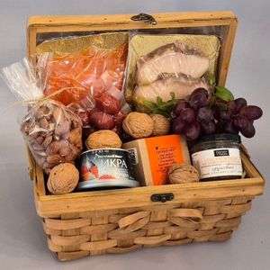 сундучок с деликатесами.jpg