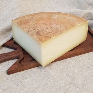 сыр грюер.jpg