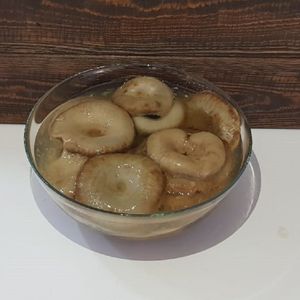 Грузди целые маринованные на развес.jpg