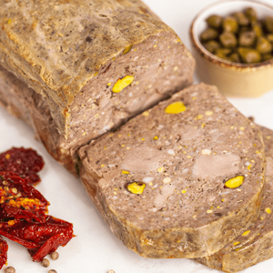 Запеченный террин из утки с фисташками.png