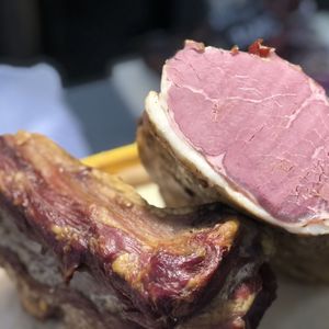 Говядина Сванская соль варёнокопченая.jpg