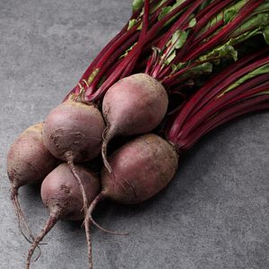 Свекла молодая с ботвой доп_ (1).jpg