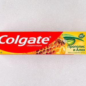 Зубная паста Colgate Прополис и Алоэ с фторидом и кальцием.JPG