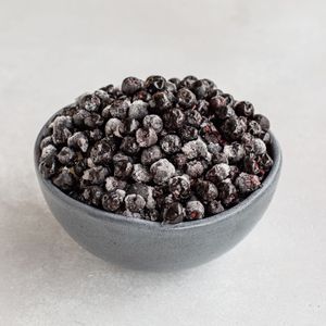 черноплодная рябина.jpg