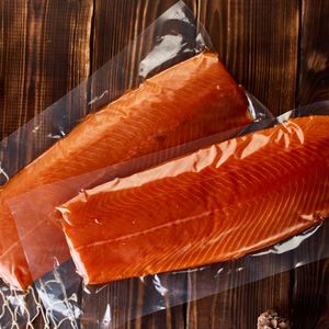 Лосось филе холодного копчения 1.jpg