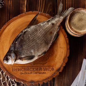 Лещ вяленый 1.jpg