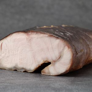 Белуга горячего копчения (бок)_ (4).jpg