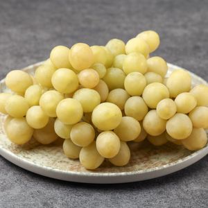 Виноград Мускат белый_ (1).jpg