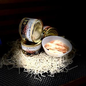 Краб натуральный а собственном соку ,  Камчатка.  0,2400,   ж.б..jpg