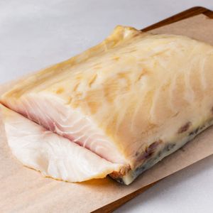 Белуга сыровяленая.jpg