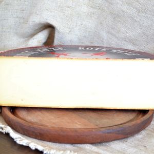 Сыр красная ведьма.JPG