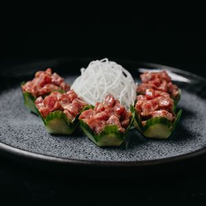 Сашими магуро спайси.jpg