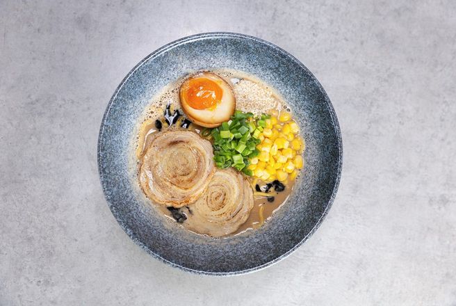 Тонкоцу рамен Свинина.jpg