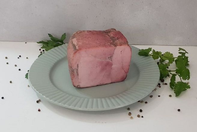 Ветчина из говядины запеченная на развес.jpg