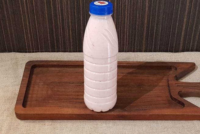 Йогурт питьевой клубника 2,5%.jpeg