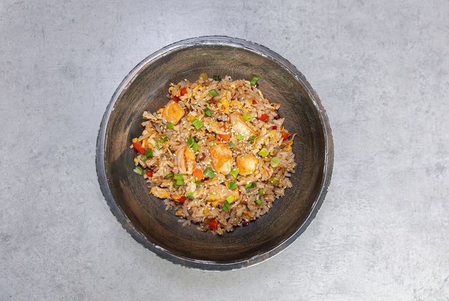 Жареный рис,лосось и креветки.jpg