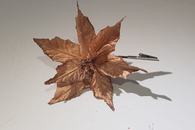 Новогоднее украшение Цветок.jpg