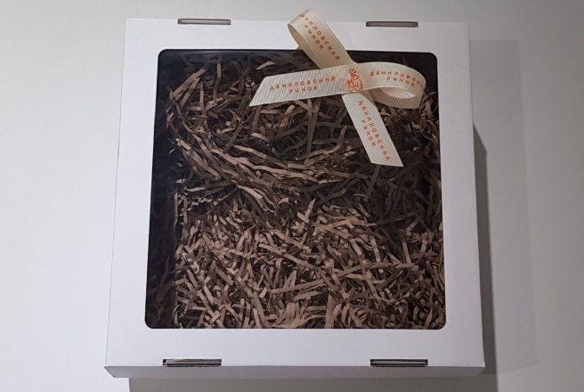 Коробка крафтовая.jpg