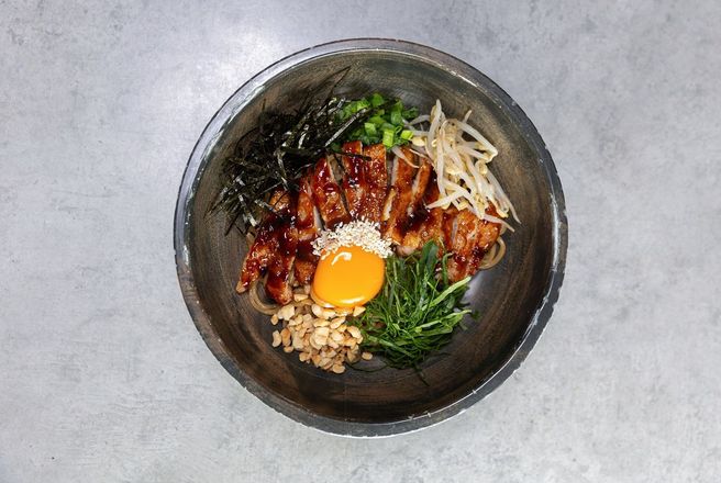 Мазесоба, курица терияки.jpg