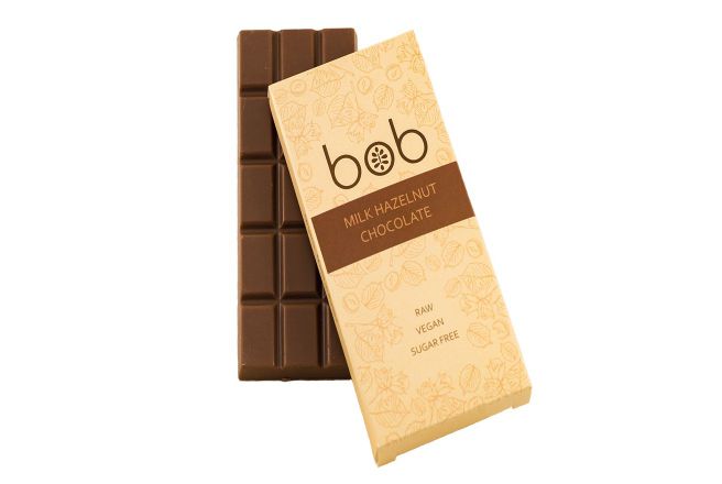 Шоколад молочный на фундуке BOB 50г.jpg
